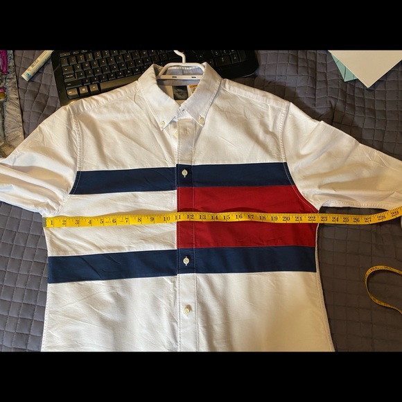 Tommy Hilfiger Adaptive Magnetic Button Down Dress Shirt - Picture 10 of 10